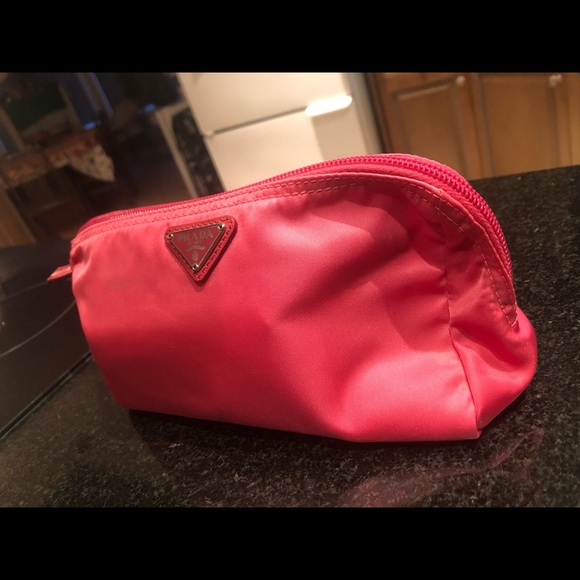 Authentic Prada makeup bag from outlet - Picture 4 of 15